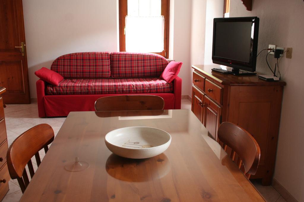 Maison Chante Lune Introd Ruang foto